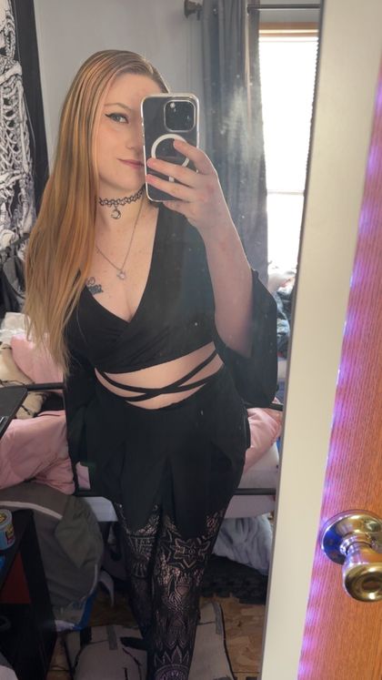 demonqueen98161 OnlyFans picture
