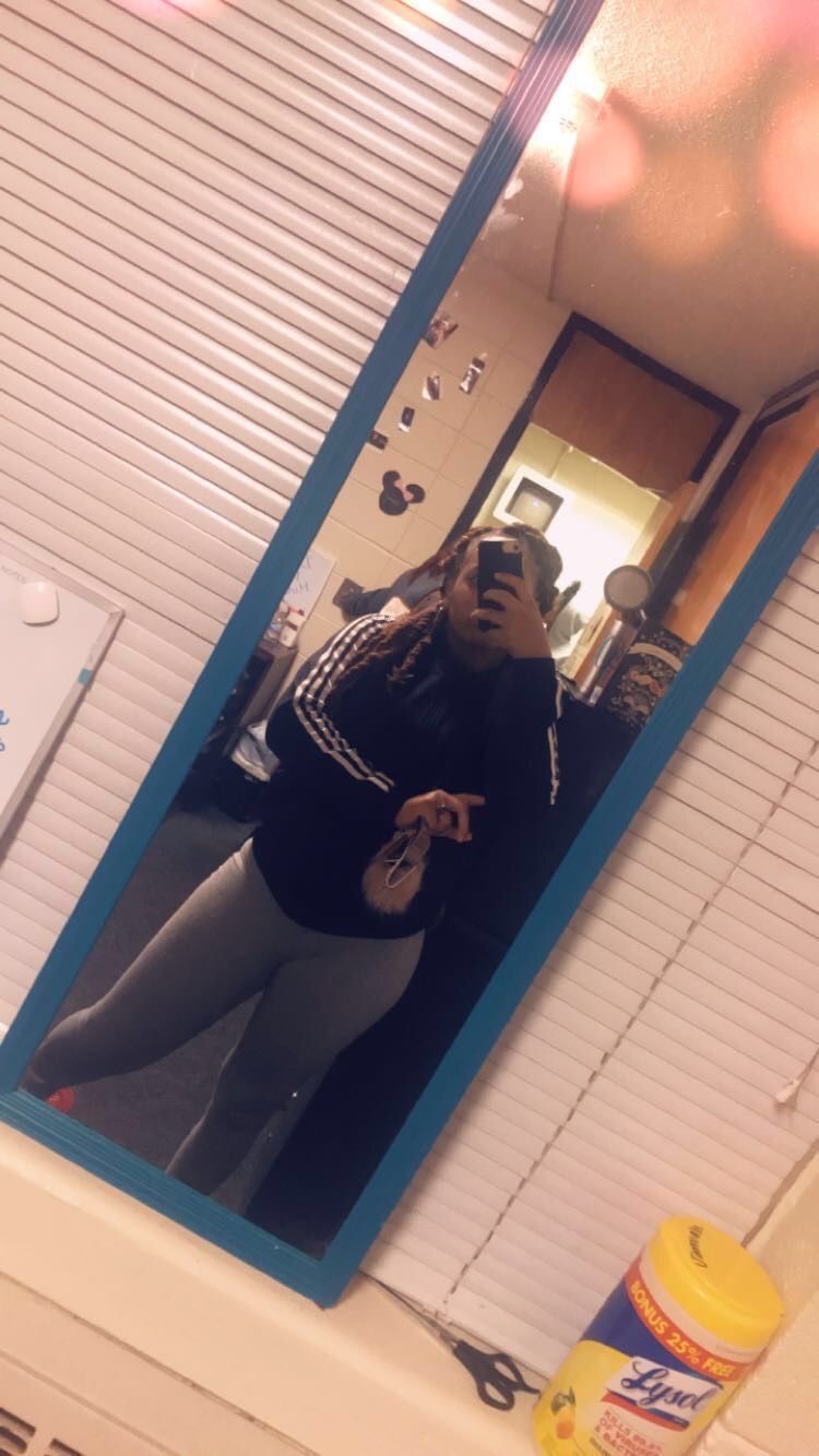 prettyfeetneena OnlyFans profile picture