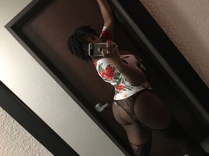 chocolati27 OnlyFans picture