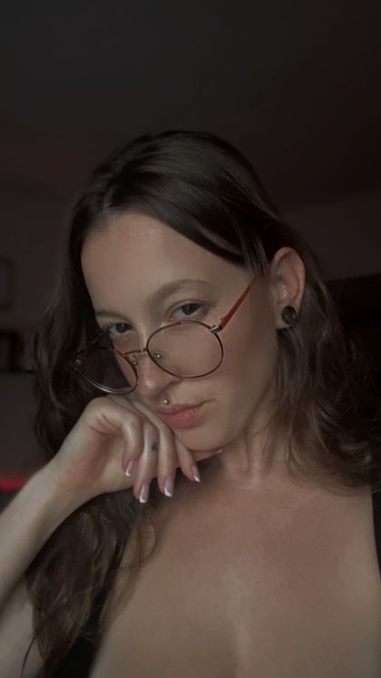 spoilreine OnlyFans picture
