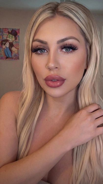 hellcatblondieforever OnlyFans picture