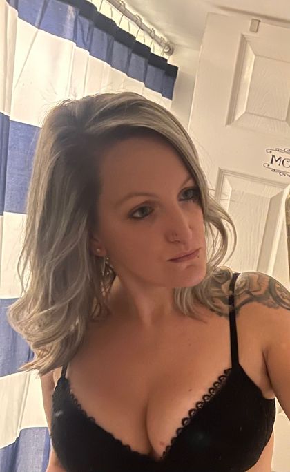 burgundybarbie OnlyFans picture