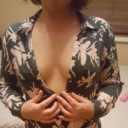 cuckoldwife4u OnlyFans picture