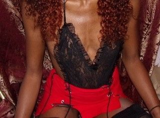 v0wel OnlyFans picture