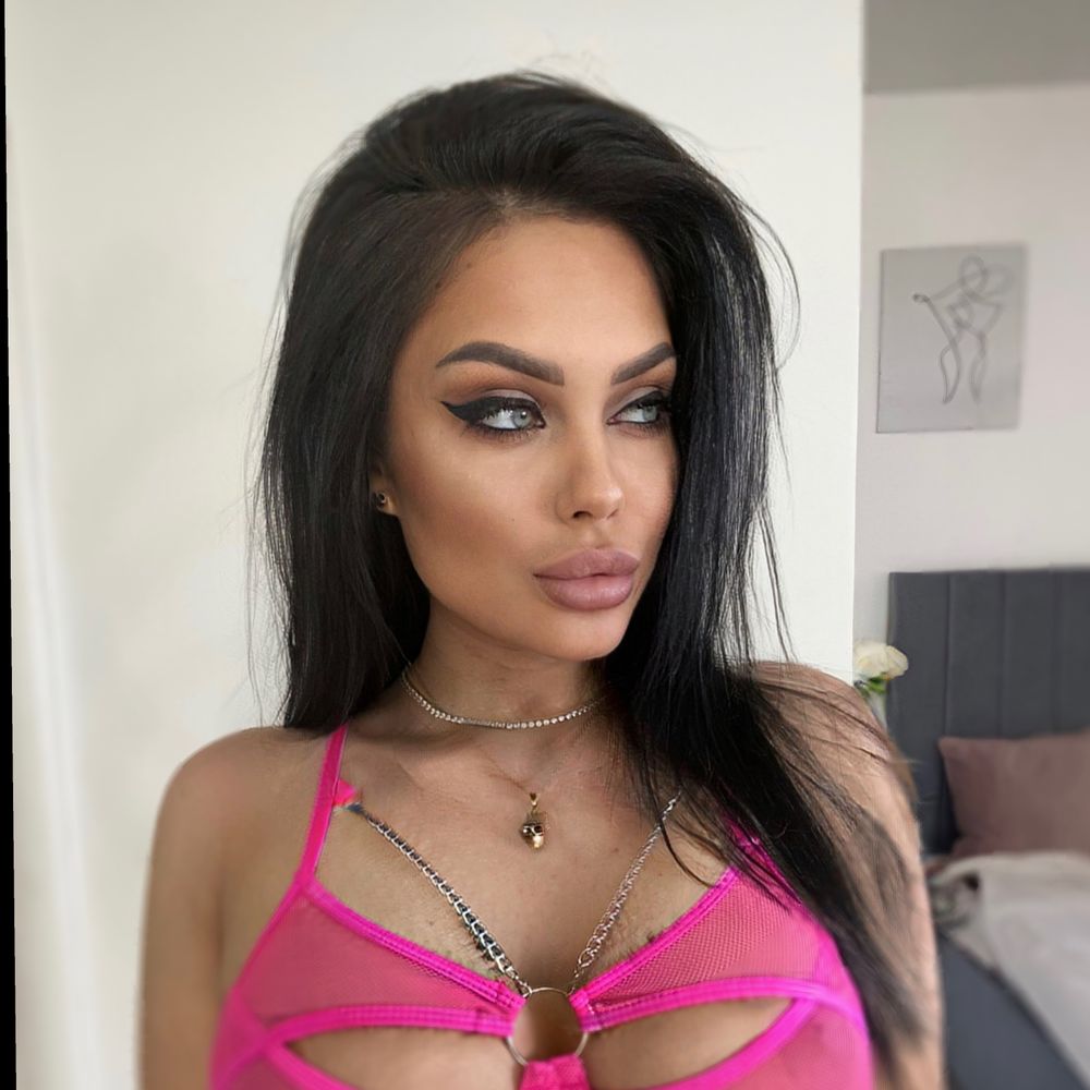 alexandra.ale_free OnlyFans - Free Trial - XXX Photos | FansMetrics.com