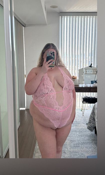babypinkcow OnlyFans picture