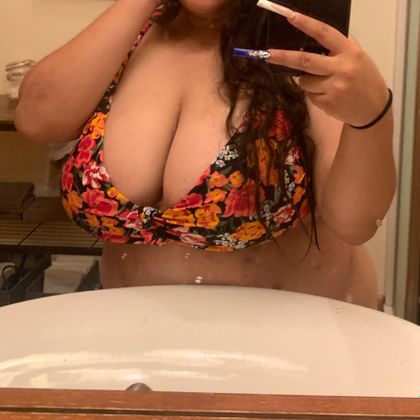 thiccmami OnlyFans picture