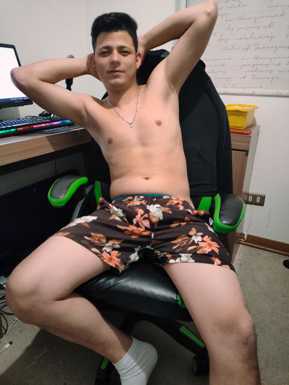 enmanuelhot21cm OnlyFans profile picture