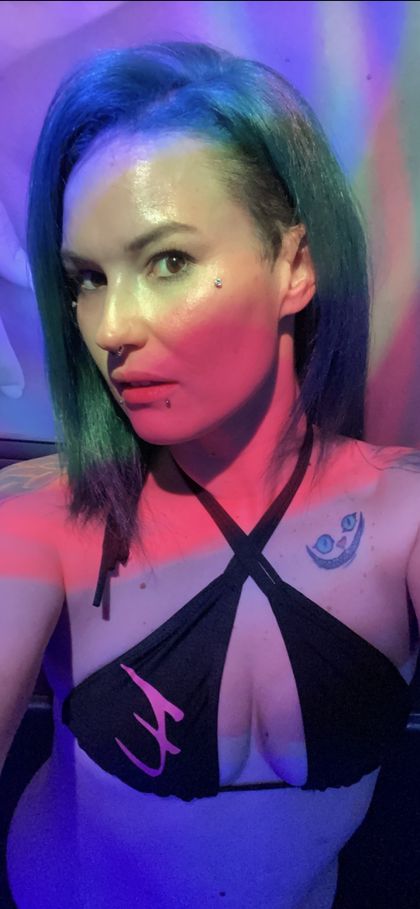 ace.of.hearts822 OnlyFans picture