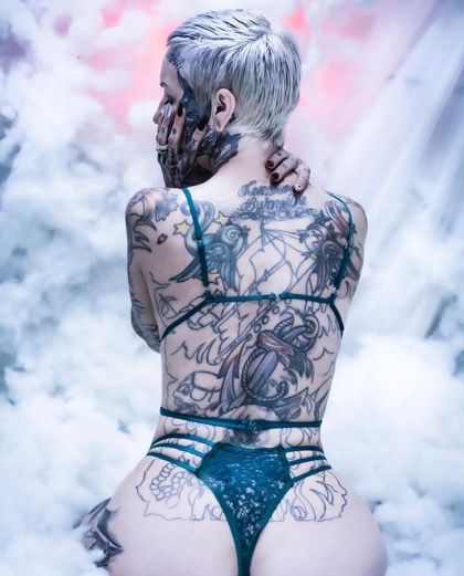 tattooedgothgf OnlyFans picture