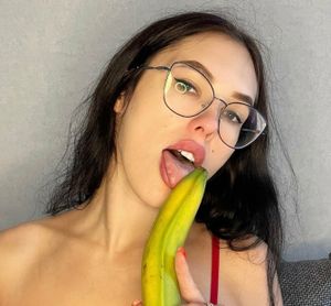Big Ass Images of Best Taboo OnlyFans Accounts, paid, sorted by ...