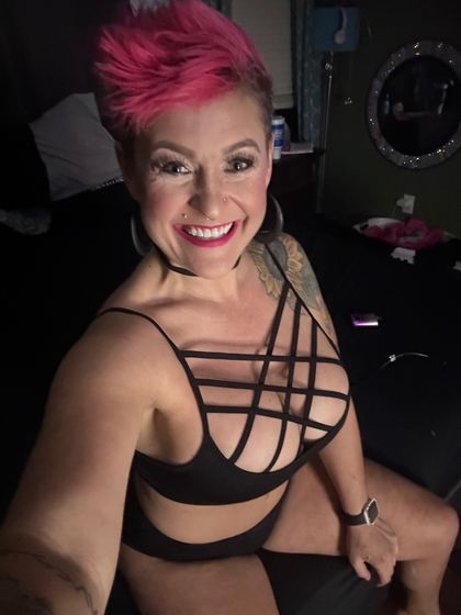 nikkisunshineeee OnlyFans picture