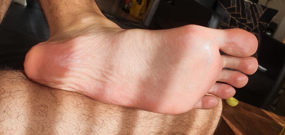 regalmalefeet OnlyFans profile picture