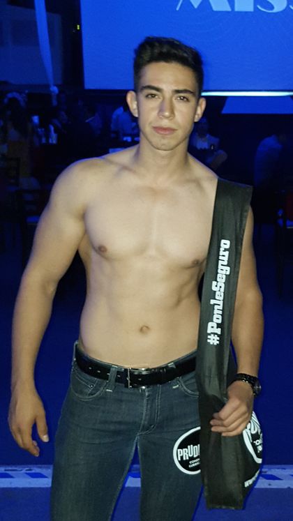 latinomy OnlyFans picture