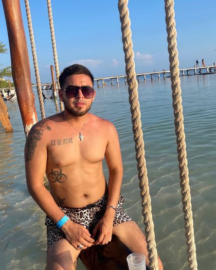 hazieel21 OnlyFans picture