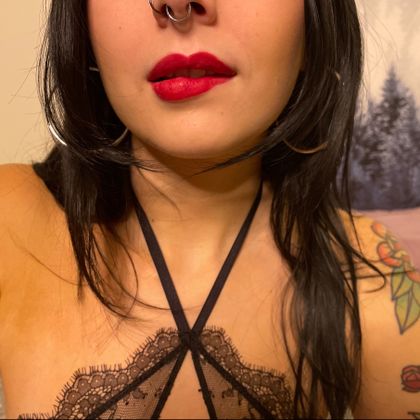 kylieveil OnlyFans picture