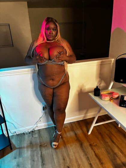 velvetgodiva OnlyFans picture