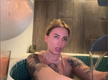 itsfridacano OnlyFans picture