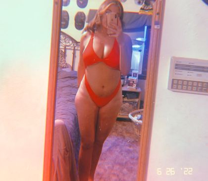 krislindauer OnlyFans picture