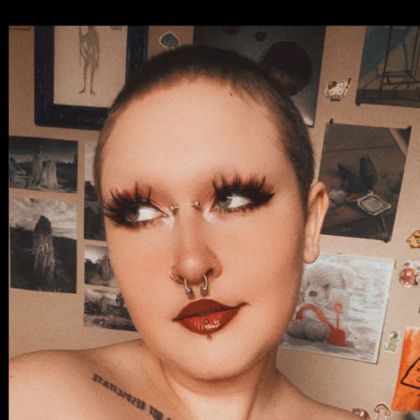 paranoidthots OnlyFans picture