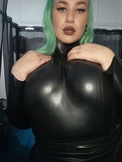 jadesadist OnlyFans picture
