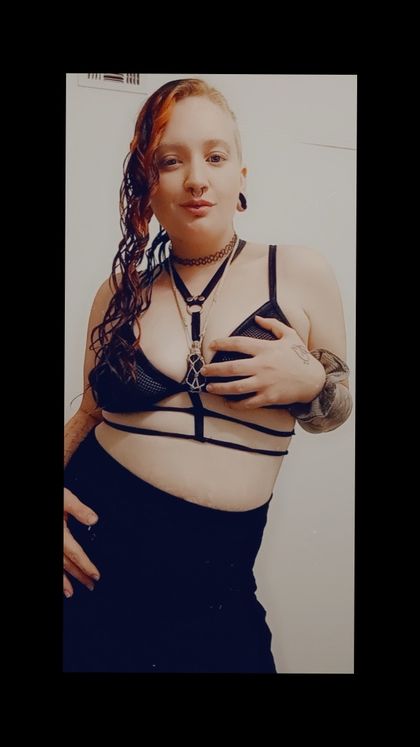 brattynix OnlyFans picture