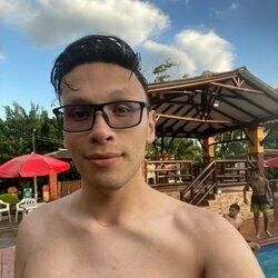 zhzholo OnlyFans picture