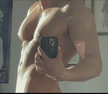 cmoncaptain OnlyFans picture