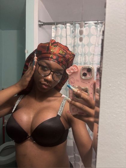 seraphinalusttt OnlyFans picture