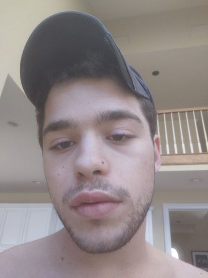 u222111300 OnlyFans picture