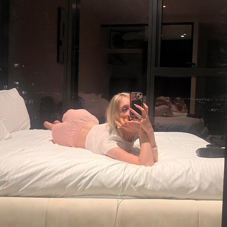 posesbybella OnlyFans profile picture
