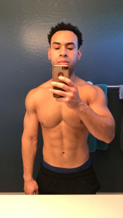 kinglightskin015 OnlyFans picture