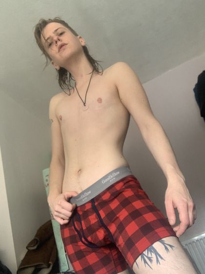 bussyboyro OnlyFans picture