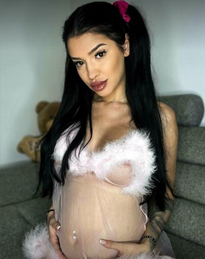 almablack OnlyFans picture