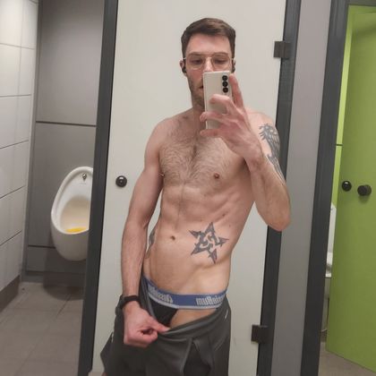 uncuthugeguy OnlyFans picture