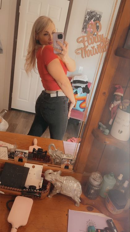 daniiellelovee OnlyFans picture