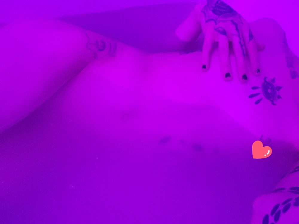 lovelylyth OnlyFans profile picture