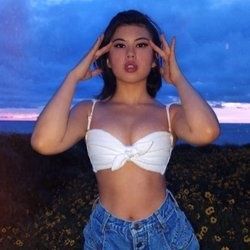 syanne OnlyFans - Free Trial - Photos - Socials | FansMetrics.com