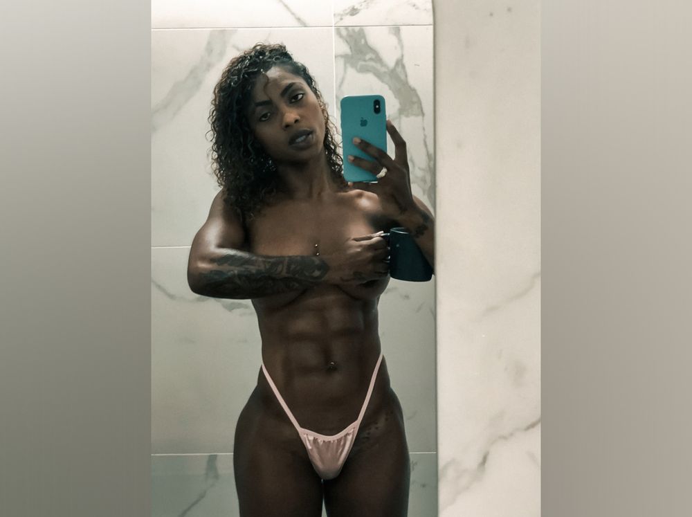ladymellia OnlyFans profile picture
