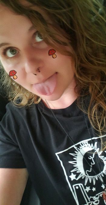 😸