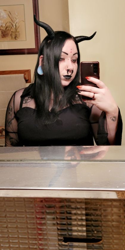 thesuccubusty OnlyFans picture