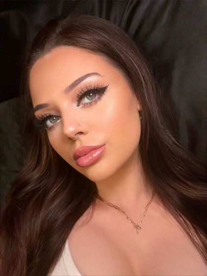 manicmiaa OnlyFans picture