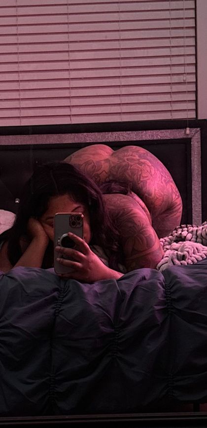 ily2sin OnlyFans picture