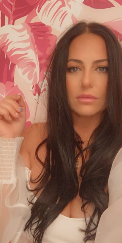 ashleywhenshewalkpastme OnlyFans picture