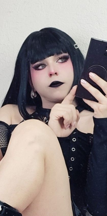 aleeri OnlyFans picture