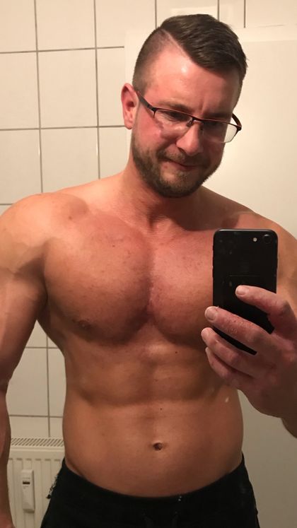 philzane OnlyFans picture