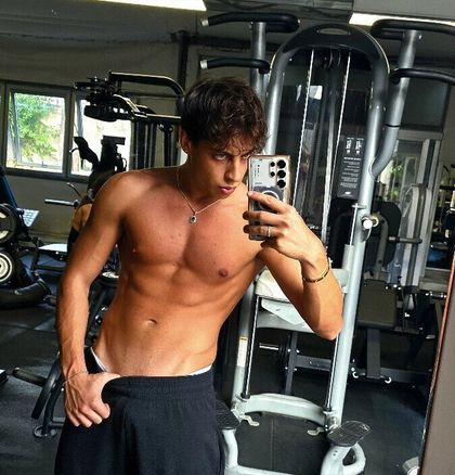 alessandro5703 OnlyFans picture