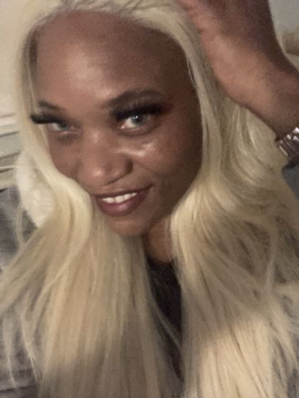 nlinzer OnlyFans picture
