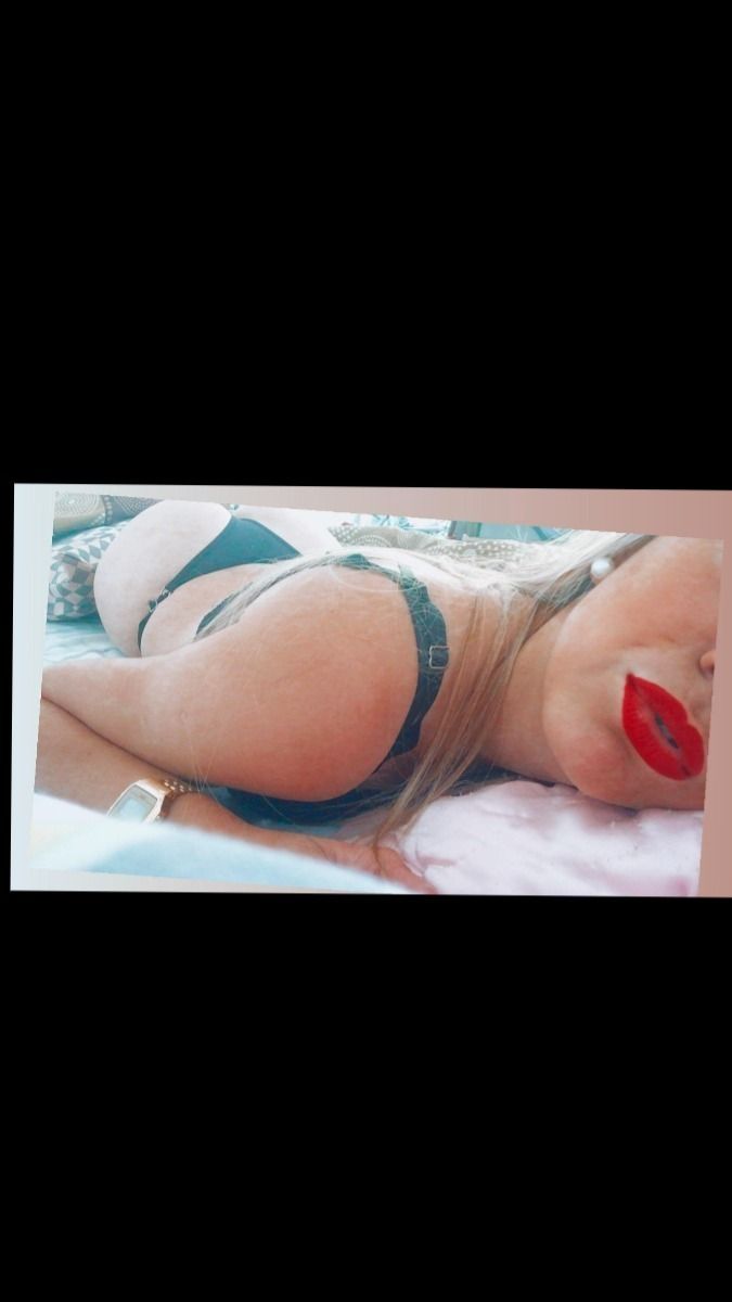 charloottelovee OnlyFans profile picture