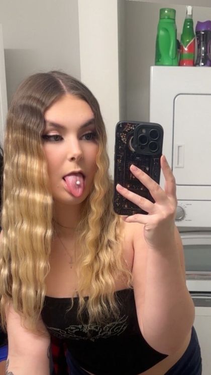 yourgirlserenaxo OnlyFans picture